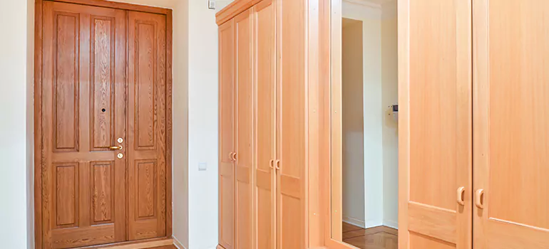 Prehung Wood Interior Doors in Iona, FL